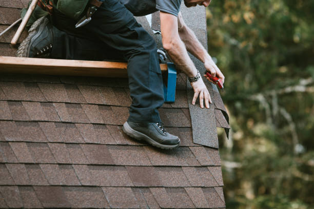 Best Flat Roof Repair Services  in Merrill, WI